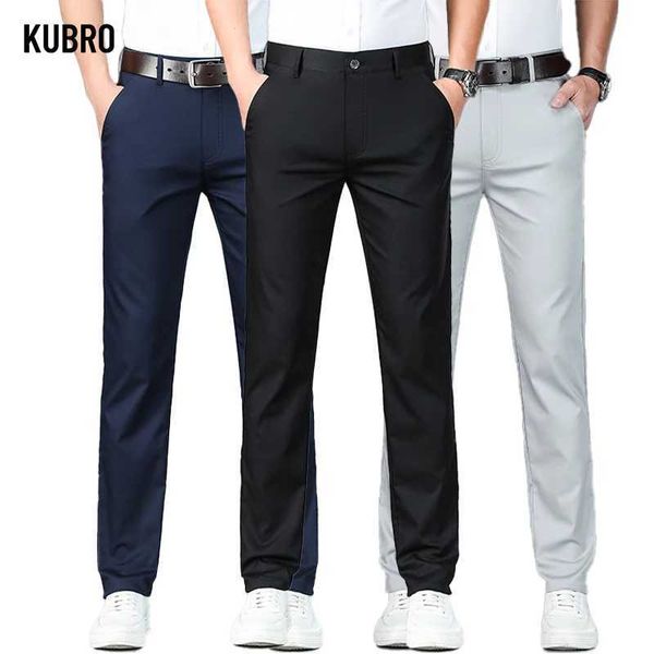 Pantalones para hombres Kubro Bamboo Fibra Fibra Mens Pantalones casuales Summer Nuevos pantalones de negocios rectos elásticos de color suave Classic Black Grey S2452411
