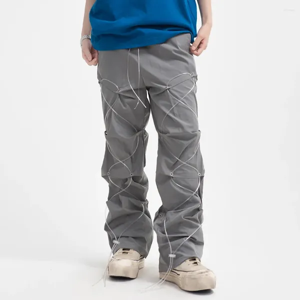 Le pantalon pour hommes lacet le cordon de crampon droit plissé caractéristiques baggy pour hommes et femmes streetwear solide y2k pantalones hombre pantalon surdimensionné