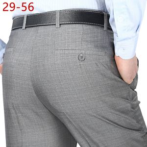 Pantalones de hombre grandes 29-56 traje negro resistente a las arrugas de verano ropa de hombre bolsillos doble plisado pantalones de vestir clásicos 230329