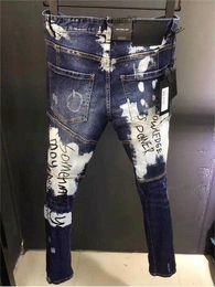 Pantalones de hombre Estampado de letras para hombre Moda Casual Agujero Rociado Jeans Moda Calle Pantalones de tela vaquera A136 Z230801