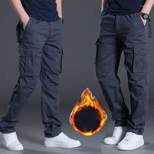 Pantalones para hombres hombres invernales cargas calientes sueltas sueltas rectas múltiples overoles de bolsillo táctico pantalones gruesos algodón casual