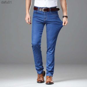 Herenbroeken heren klassiek ontspannen fit flex Jean 2022 zomer nieuwe dunne comfortabele mode business casual jeans denim broek broek broek l230520