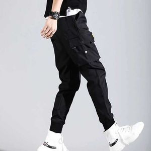 Pantalon masculin pour hommes harem joggers hip-hop pantalon cargo multi-rubons de poche pantalon sportif pour hommes Q240525