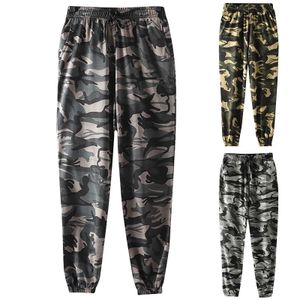 Pantalon masculin masculin jogger sport pantalon de jogging de laine basique pantalon élastique pour hommes pantalons décontractés camouflage revers lâches pantalon décontracté j240429