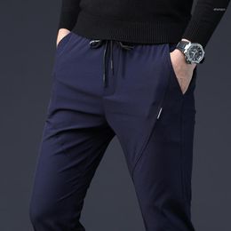 Pantalones para hombres MRMT 2023 Marca Pantalones de verano para hombres Ropa casual Ultra-Delgado para hombre Suelto y apretado Aire transpirable