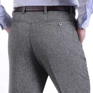 Pantalon masculin MRMT 2024 Brand Mens Mens d'âge moyen et pantalon âgé pantalon mince lâches décontractée pantalon de taille droite Q240429