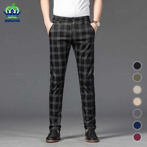 Pantalon masculin nouveau pantalon pour hommes Business Business Classic Stripe Plaid Black Color Couleur Pantoure de haute qualité Pantalon Formal Suit Male 30-38 Y240514