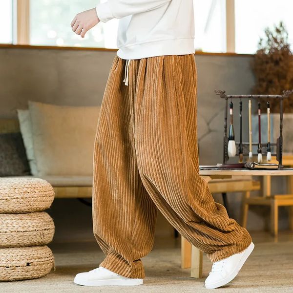 Pantalones para hombres Tradición de gran tamaño Casual Otoño Pantalones de pierna ancha Harajuku Pana Streetwear Straight Male Elástico Cintura Suelta 231017