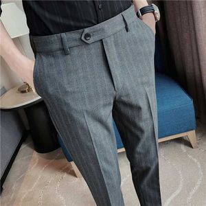 Men's Pants Pantalones Hombre nouveau pantalon de costume taille tendue pour hommes vêtements d'affaires vêtements de cérémonie coupe mince décontracté rayé pantalon de bureau zln231125