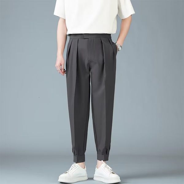 Pantalons pour hommes Plis Pantalons sarouel décontractés pour hommes Style japonais Mode Pantalons amples Harajuku Pieds masculins Couleur unie Pantalons pour jeunes Streetwear 230512