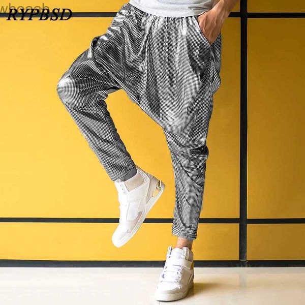 Pantalones para hombres Pantalones de harén holgados brillantes para hombre Moda Discoteca Escenario Trajes de baile de jazz Cantante Pantalones caídos en la entrepierna Hombres Joggers Pantalones de hip hop YQ231204