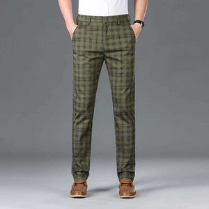 Pantalon pour hommes Spring and Automne Vêtements de haute qualité Modèle simple pour hommes classiques Coton Casual Full Longueur Pantalon pour hommes 30-38 J240507
