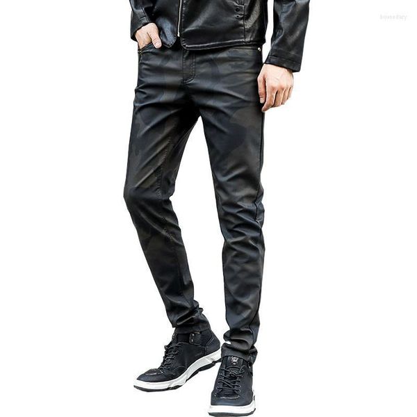 Pantalones para hombres Moda de primavera Flaco Hombres Cuero Casual Slim Fit Lavado Pantalones de motocicleta Camuflaje ABZ618Men's Boun22