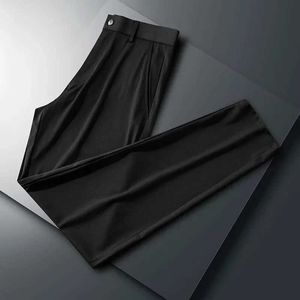 Pantalons pour hommes Pantalons de costume respirants à tube droit pour hommes d'affaires décontractés d'été avec bandes élastiques d'âge moyen et âgées J240328