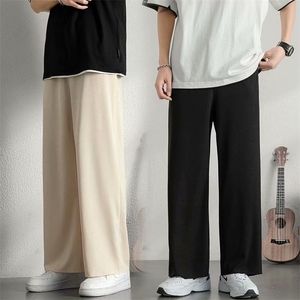 Herenbroek zomer ijs zijden mode kaki zwarte casual mannen streetwear Koreaans los rechte wide been heren broek 220914