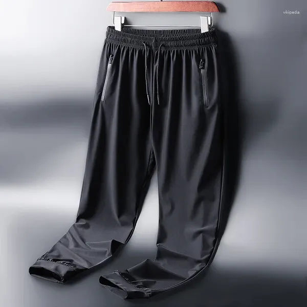 Pantalon masculin Lighweight Ice Silk Touch Men Harem Harem Korean Fashion Trawstring Wasit Black Swear Joggers 4xl 5xl