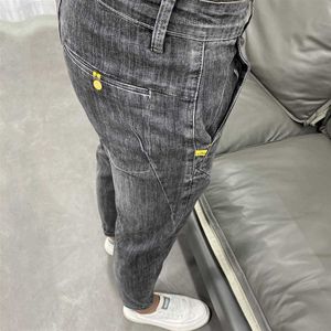 Pantalons pour hommes d'été de luxe coréen stretch gris pantalons ultra minces pour hommes vêtements de rue classiques Designer décontracté Denim Boyfriend Jeans Z230801