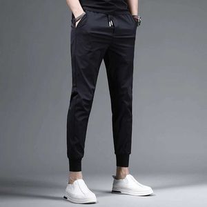 Pantalon masculin pantalon pour hommes d'été léger joggeurs de sport noir mode décontracté slim fit élastique pantalon cordon de taille CP2285 Y240513