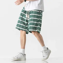 Pantalons pour hommes Summer Retro Color Blocking Short de sport rayé pour garçons Marque de mode Lâche Large Jambe Casual Polyvalent Five Point Beach