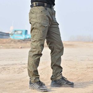 Pantalon pour hommes Pantalons de cargaison imperméable tactique pour hommes Mens décontractés élastiques multiples poches de jogger résistant à l'usure camouflage swat combat militaire unitl2405