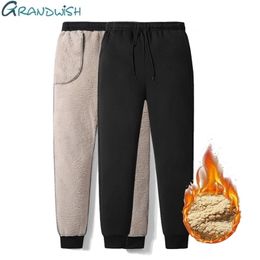 Herenbroek verdikken zweetwinter plus fluwelen gewatteerde broek slanke groot formaat warme vaste trend sporten jogges m-5xl ZA306 220924