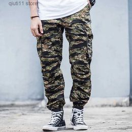 Herenbroeken Tijgerstrepen Camouflage Cargobroeken voor mannen Militair trainingspak Tactische kleding Streetwear Joggers Harajuku Brede sportkleding T230928