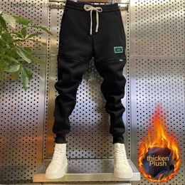 Pantalones para hombres Pantalones de pista Hombres 2022 Pantalones deportivos de invierno Joggers Lana de lana Pantalones holgados Bordado Carta Sweetpants Hombres Envío gratis Q231201