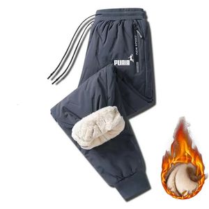 Pantalones para hombres Invierno Casual Cuero de felpa Cáscara suave Senderismo Pantalones militares Impermeable Pescado Ejército Caza Camping 231218