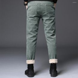 Herenbroek Winterbroek Multi -zakken Solid kleur Koud resistent Fleece Landing Warm Corduroy Men voor school