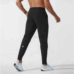 Pantalones para hombres Yoga Ll Jogger Traje deportivo largo Cordón de secado rápido Bolsillos de gimnasio Pantalones de chándal Pantalones para hombre Casual Cintura elástica Fitness 3 KI60
