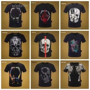 Pleins para hombres Camisetas de diseñador para hombres Diseñador de calaveras Camiseta para hombres Camisetas de diseñador Llanura Philipps Phillip Wear Verano O Cuello Sudor Absorción Mangas cortas Outd 's 's utd