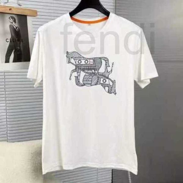 Men's Plus Tees Polos Designer Marca redonda Camiseta impresa tendencia casual Camiseta de base versátil de manga corta de manga corta M2OL