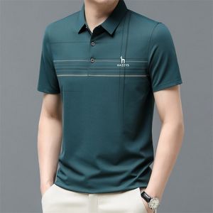 Herenpolo's Hazzys Causale polo Korea Golf Zomer Gestreepte print Knop Kleding Zakelijk mannelijk Street chic T-shirt met korte mouwen Tops 230703