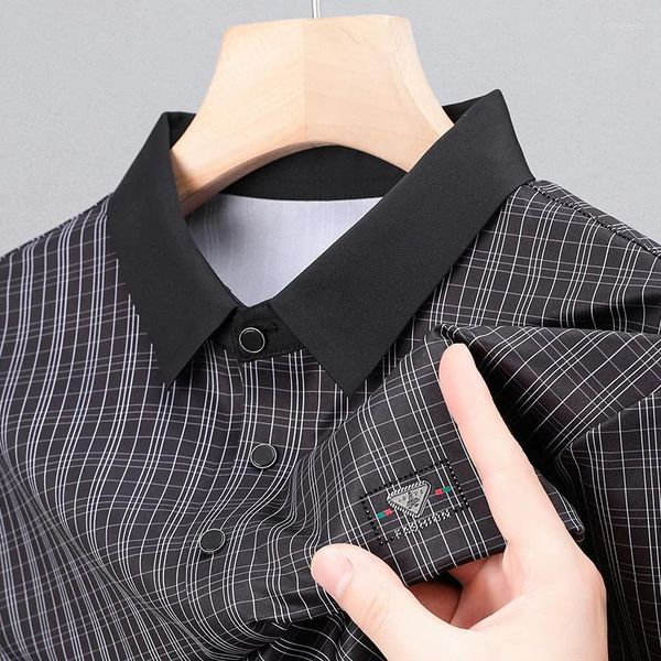 Polos pour hommes Haut de gamme Designer Polo Chemise Revers Stripes Embroid T-shirt à manches courtes Tendance coréenne Mode Casual Vêtements d'été