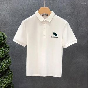 Homme de polos masculin avec collier de polo noir Polo aquarelle T-shirt pour les dessins pour hommes Vêtements supérieurs de base