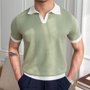 T-shirt de revers à revers en tricot d'été masculin Polo Camisa Hombre British V-Colck Color Matching Collar Casual Slim Polo Shirt Men's Mannen Polo 230220