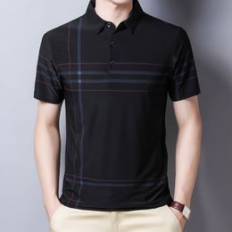 Hommes Polos Ymwmhu Mode Slim Hommes Polo Shirt Noir À Manches Courtes D'été Mince Chemise Streetwear Rayé Homme Polo Shirt pour Vêtements Coréens 230609