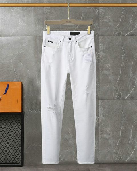 Diseñador de jeans morados para hombres Biker rasgado Slim Skinny Pants Designer True Stack Fashion Jeans tendencia a la marca Vintage Pant Jeans B10