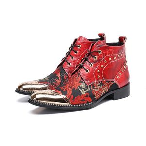 Botas de tobillo con bordado rojo para hombre, zapatos de cuero con remaches y punta de hierro de lujo, botas de fiesta de boda a la moda para hombre, alta calidad