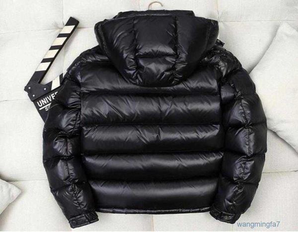 Hommes Rétro Men039s Down Jacket Fashion Designer Unique Design Parka Manteau Vestes à capuche avec de grandes poches pour et les femmes le Sam5845296 Qw74