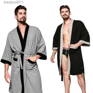 Robes pour hommes Coton Gaufre Hommes Kimono Peignoir Robe De Nuit Couple Noir Robe De Nuit Lâche Casual Sauna Yukata Printemps Été Maison Porter L231130