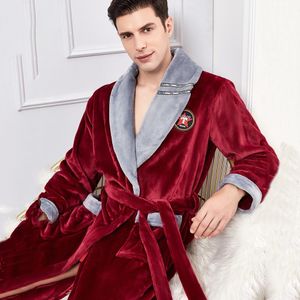 Robes masculines Plus taille 3xl Flanelle Robe Sleeillette de sommeil Hivernter Kimono Bataille