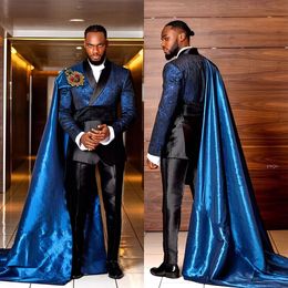 Costumes de pantalon en satin bleu royal pour hommes avec longue cape mode tenue de fête formelle 3 pièces smokings de mariage