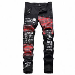 Heren Schotland Rode Geruite Tartan Patchwork Jeans Punk Klinknagel Patch Zwarte Denim Broek Schedel Letters Gedrukt Slanke Rechte Broek f0Ko #