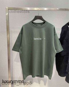 Chemises pour hommes Designer Balencigss T-shirt Pulls Qualité Printemps Eté Petit Couple Imprimé Famille Casual Manches Tee VQZU