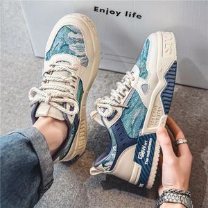 Zapatos de hombre nuevos zapatos de lona transpirables de primavera y verano, zapatos planos deportivos para exteriores de Corea del Sur, zapatos de tabla baja GAI, zapatos de tela informales