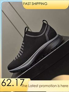 Herenschoenen Zomer One Foot to Kick Off Net Shoes Casual All Match Modieuze sport-casual schoenen hebben drie klassieke kleuren zijn zwart