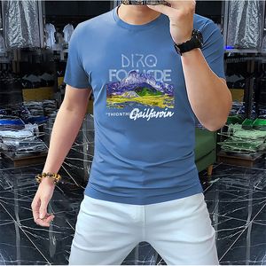 Camiseta de manga corta para hombre Diseños de estampado de letras con diamantes de imitación de moda Camisetas masculinas causales Algodón mercerizado Tops multicolores delgados Ropa M-4XL