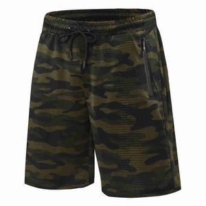 Shorts pour hommes 2021 Shorts de sport pour hommes Camouflage Zipper Pocket Shorts de course Mesh Quick Dry Training Fitness Five Pants Shorts de sport respirants Z0503