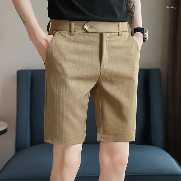 Shorts masculins 2024 Fashion Summer Ice Sizk Male Male Korean Gnee Longueur Pantalon Short Men Solid Color Pockets Casual K52